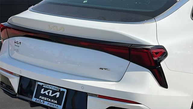 new 2025 Kia K5 car