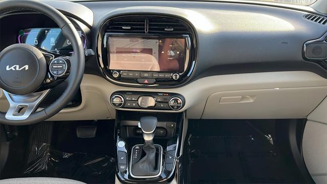new 2025 Kia Soul car, priced at $26,885