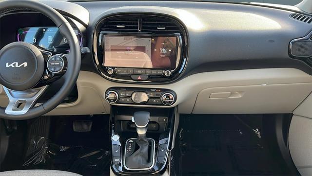 new 2025 Kia Soul car, priced at $26,885