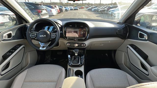 new 2025 Kia Soul car, priced at $26,885