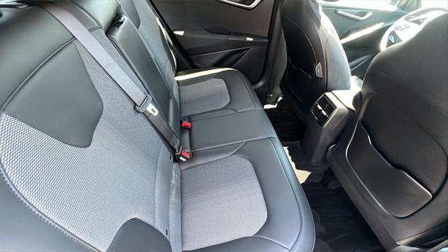 new 2025 Kia Niro car