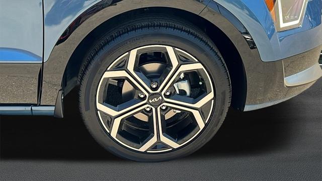 new 2025 Kia Niro car