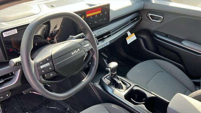 new 2025 Kia K4 car