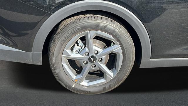 new 2025 Kia K4 car