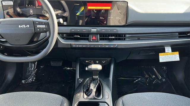 new 2025 Kia K4 car
