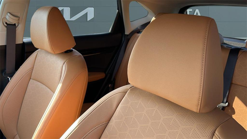 new 2025 Kia Seltos car, priced at $30,835
