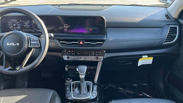 new 2025 Kia Seltos car, priced at $27,209