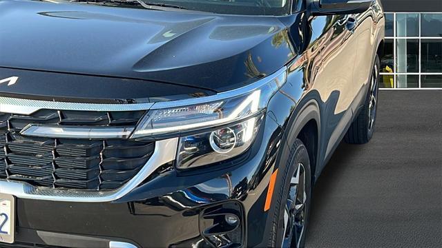 new 2025 Kia Seltos car, priced at $27,209