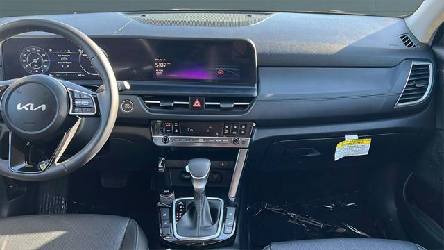 new 2025 Kia Seltos car, priced at $27,209