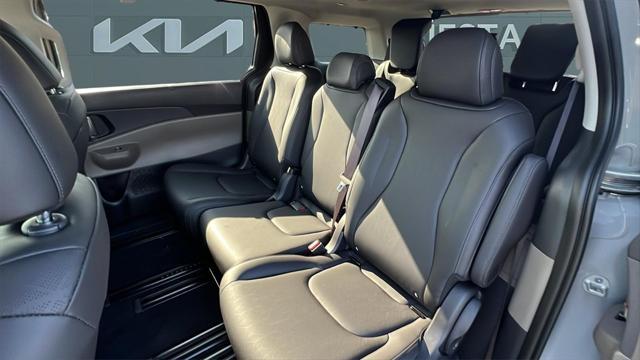 new 2026 Kia Carnival car