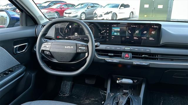 new 2025 Kia K4 car, priced at $25,145