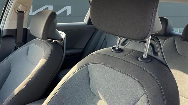 new 2025 Kia K4 car
