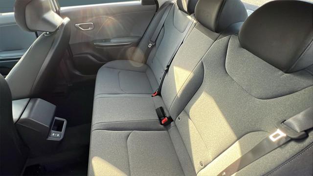 new 2025 Kia K4 car