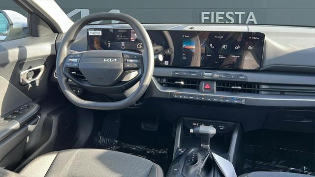 new 2025 Kia K4 car