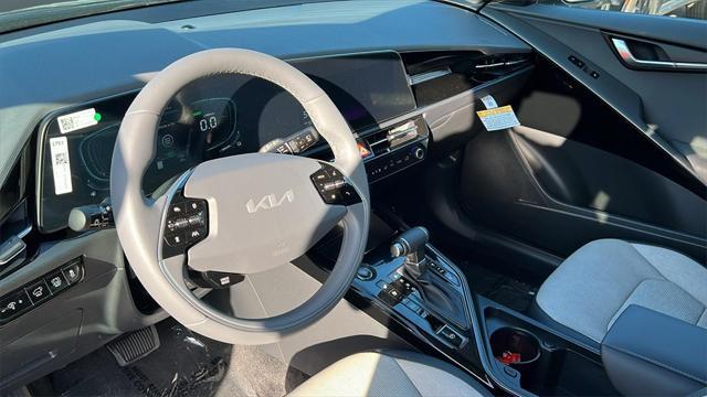 new 2025 Kia Niro car, priced at $35,105