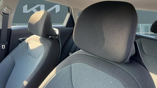 new 2025 Kia K4 car
