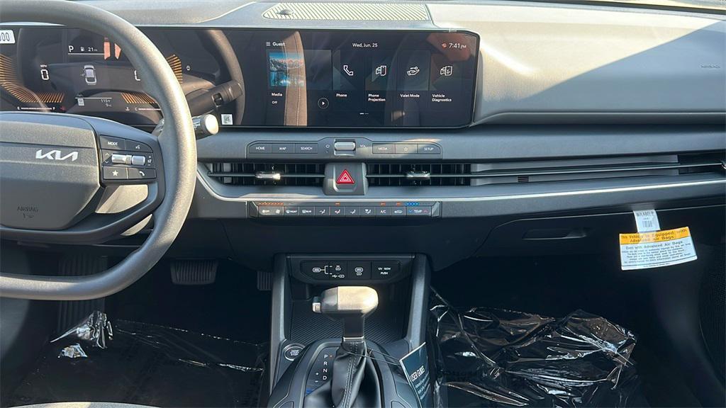 new 2025 Kia K4 car, priced at $24,165
