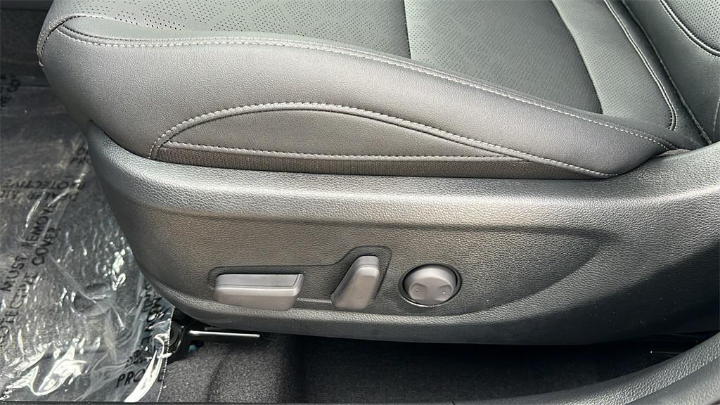 new 2026 Kia Seltos car, priced at $29,055