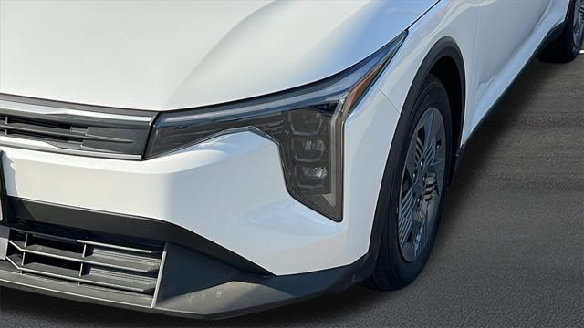 new 2025 Kia K4 car