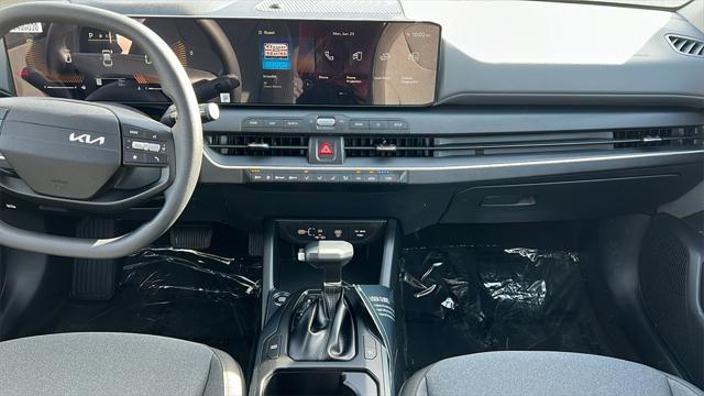 new 2025 Kia K4 car