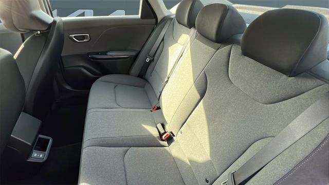 new 2025 Kia K4 car