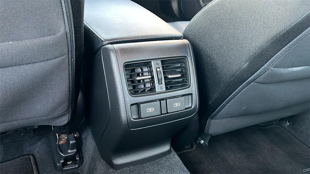 used 2021 Honda Accord Hybrid car, priced at $25,899