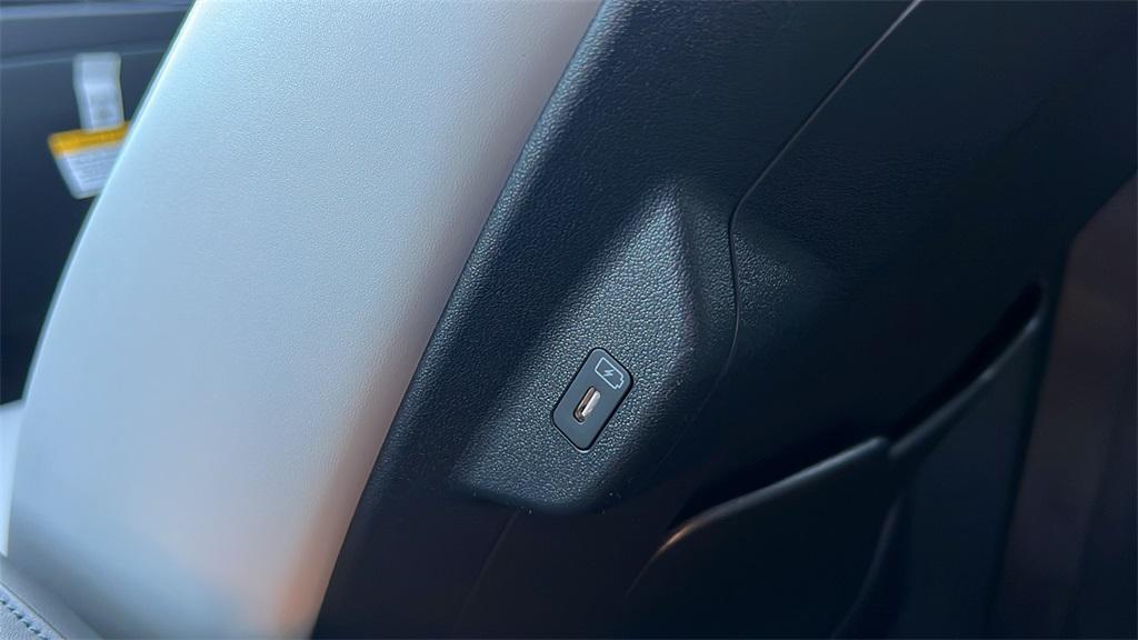 new 2025 Kia Niro car, priced at $31,930