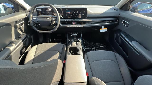 new 2025 Kia K4 car