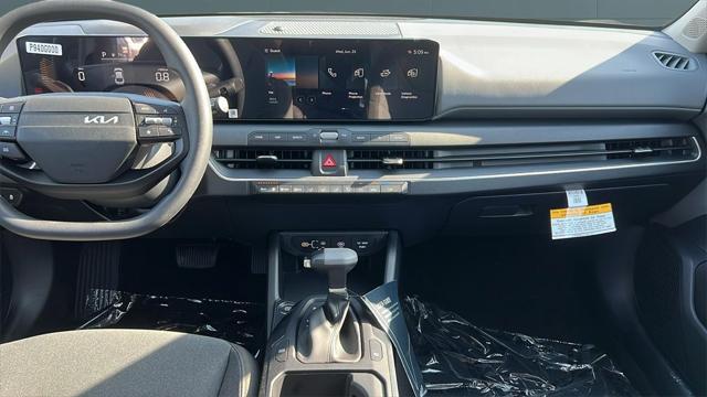 new 2025 Kia K4 car