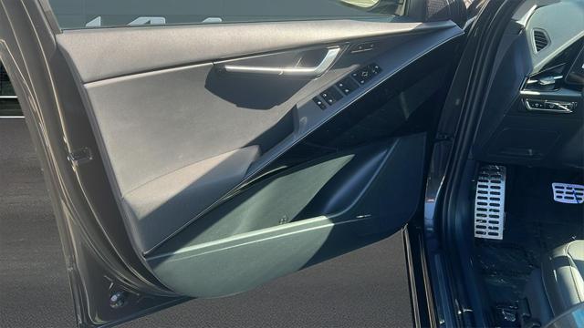 new 2025 Kia Niro EV car