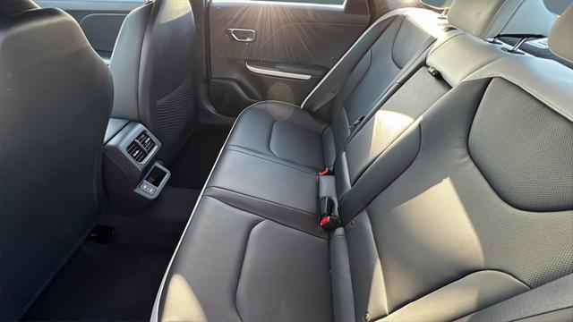 new 2025 Kia K4 car