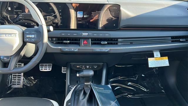 new 2025 Kia K4 car