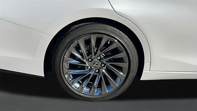 used 2024 Lexus ES 350 car, priced at $44,688
