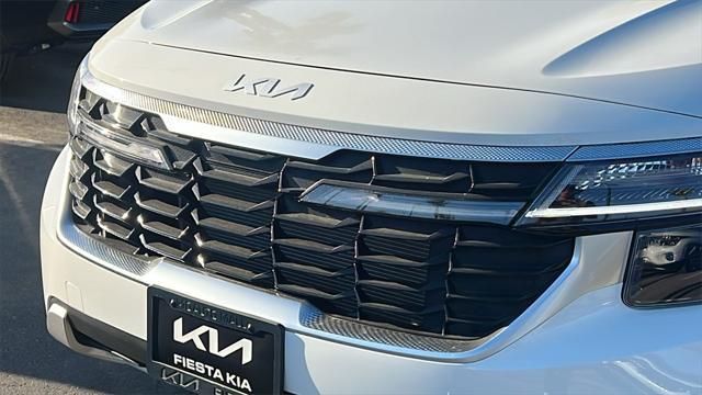 new 2025 Kia Seltos car, priced at $28,550