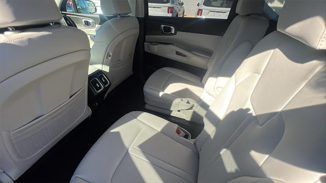 new 2025 Kia Sorento car, priced at $43,490