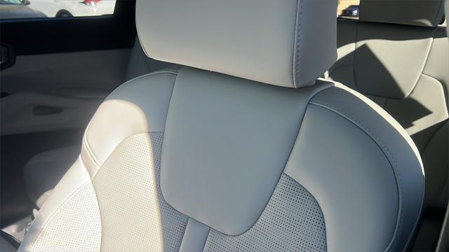 new 2025 Kia Sorento car, priced at $43,490