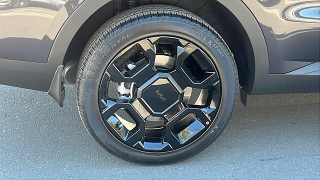 new 2025 Kia Sorento car, priced at $43,490