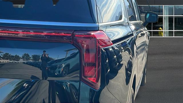 new 2025 Kia Carnival Hybrid car, priced at $44,027