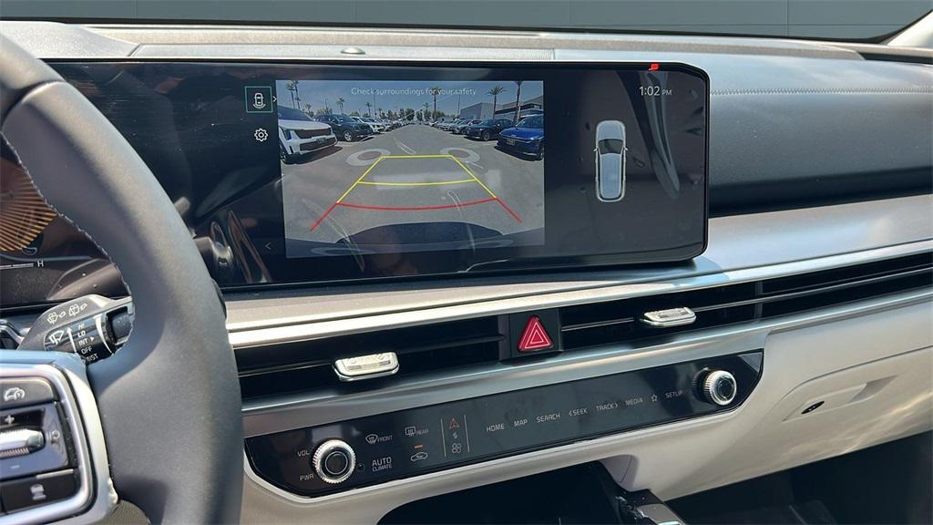 new 2025 Kia Sorento car, priced at $38,010