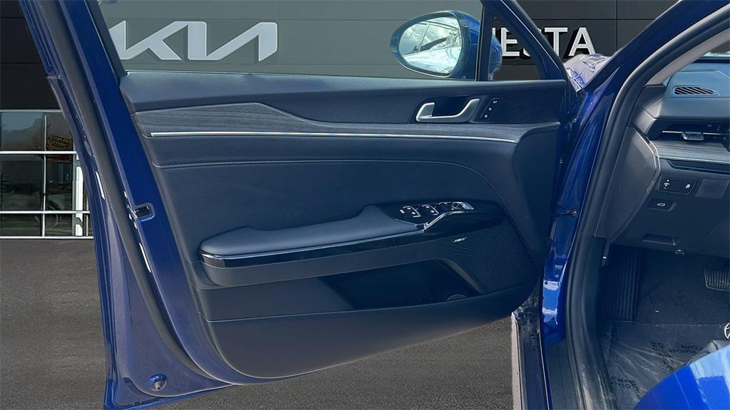 new 2026 Kia K5 car, priced at $36,455