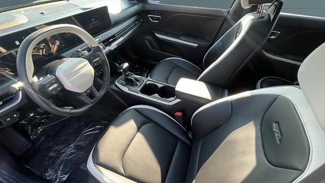 new 2025 Kia K4 car