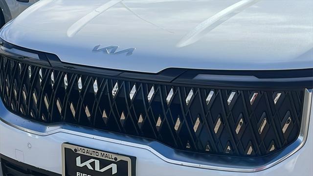 new 2025 Kia Carnival car, priced at $40,655