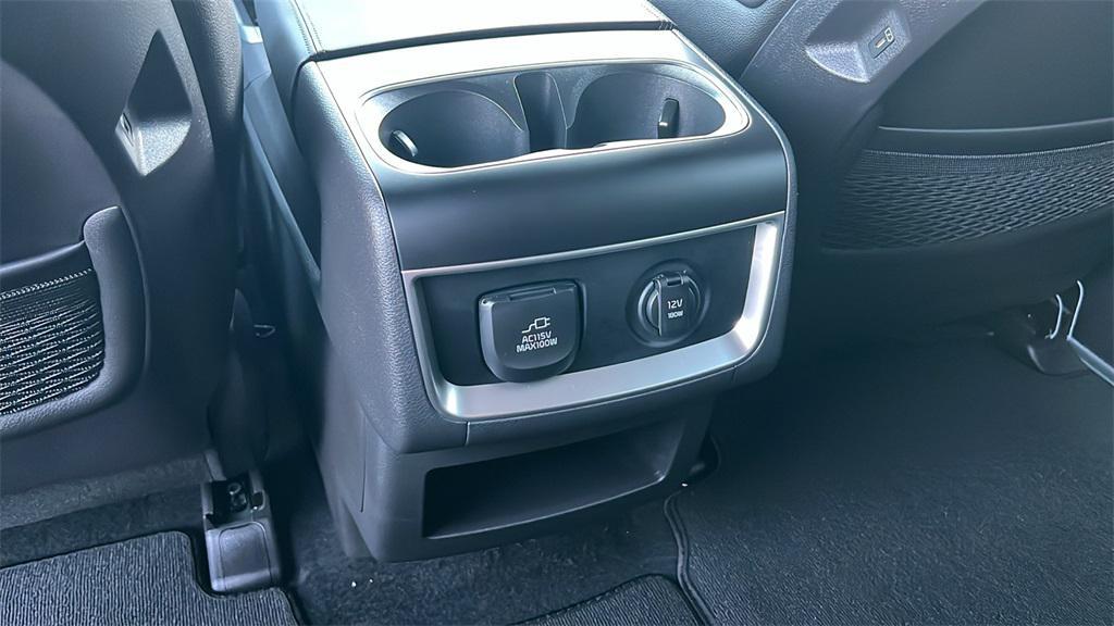 new 2026 Kia Carnival Hybrid car, priced at $55,550