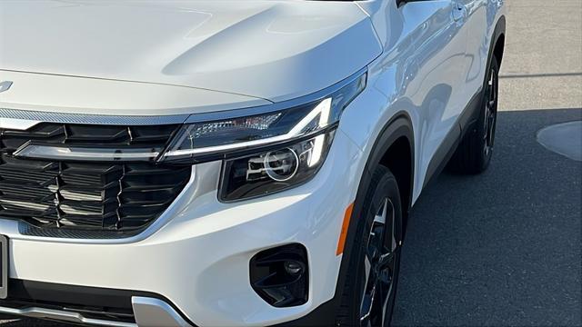 new 2025 Kia Seltos car, priced at $28,670
