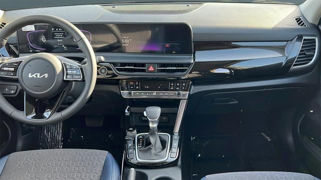 new 2025 Kia Seltos car, priced at $28,670