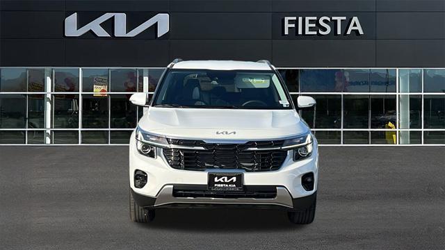 new 2025 Kia Seltos car, priced at $28,670