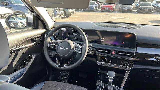 new 2025 Kia Seltos car, priced at $28,670
