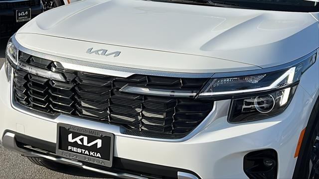 new 2025 Kia Seltos car, priced at $28,670