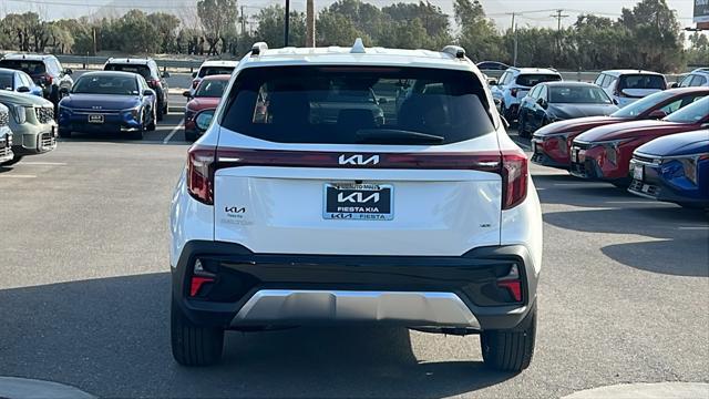 new 2025 Kia Seltos car, priced at $28,670