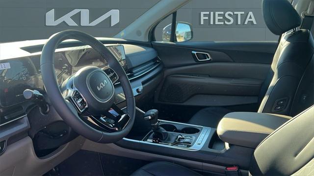 new 2025 Kia Carnival car, priced at $41,097
